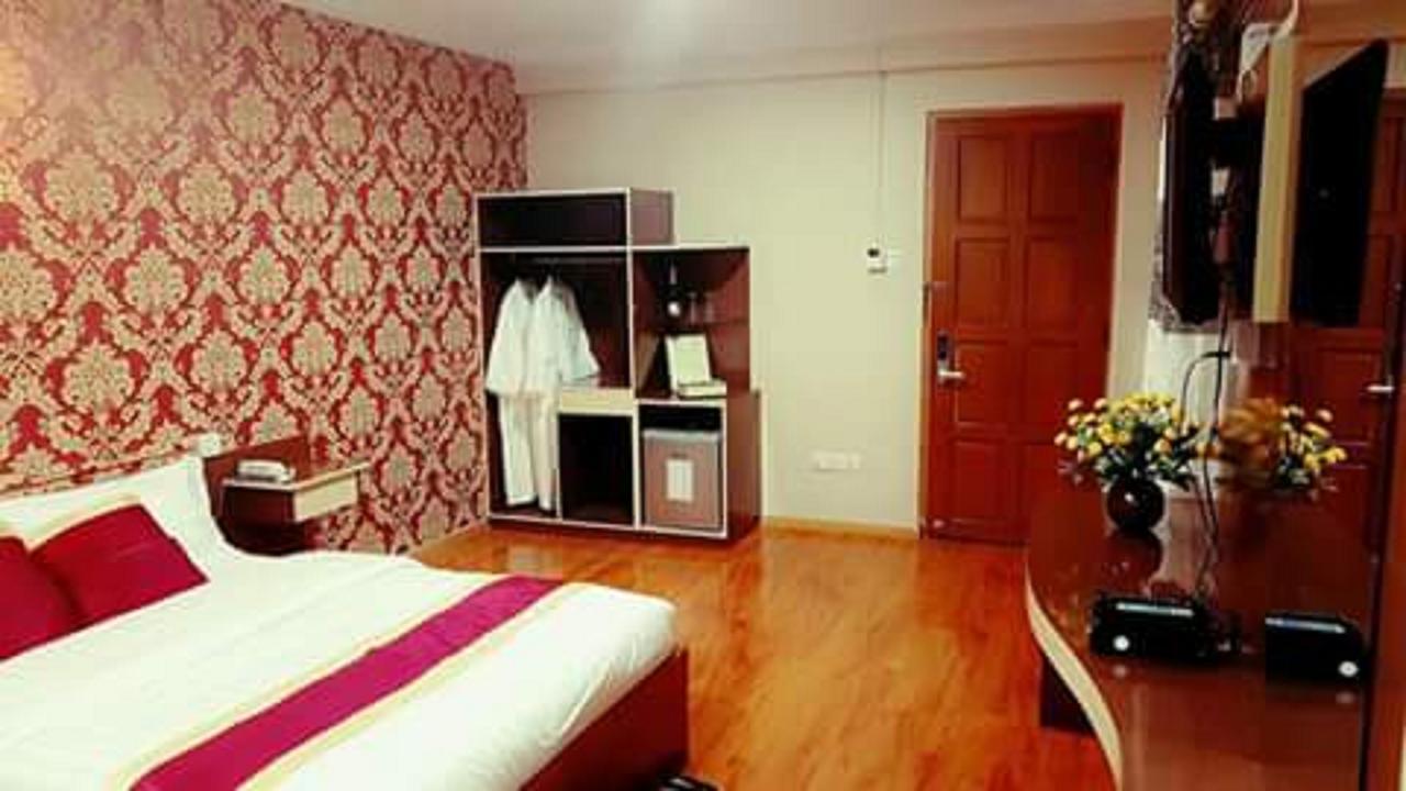 Thiha Bala Hotel Pyin Oo Lwin Esterno foto