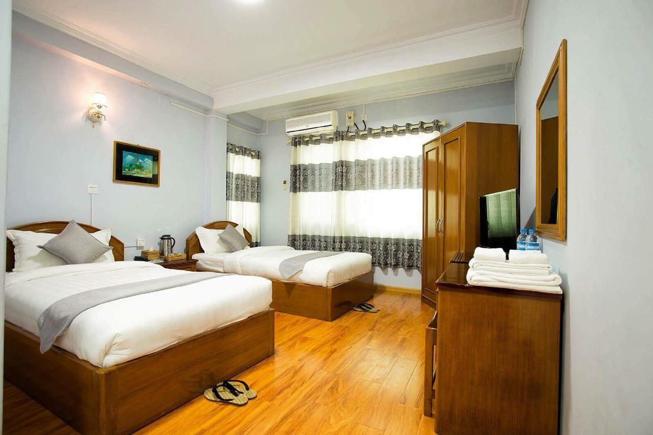 Thiha Bala Hotel Pyin Oo Lwin Esterno foto